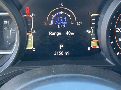 Used 2026 Jeep Wrangler Unlimited Rubicon AWD/4WD image 32