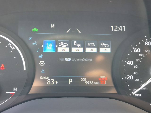 Used 2026 Toyota Sienna LE FWD image 11