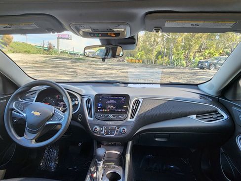 Used 2024 Chevrolet Malibu LT FWD image 24