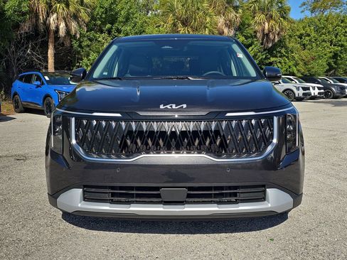 New 2026 Kia Carnival image 3