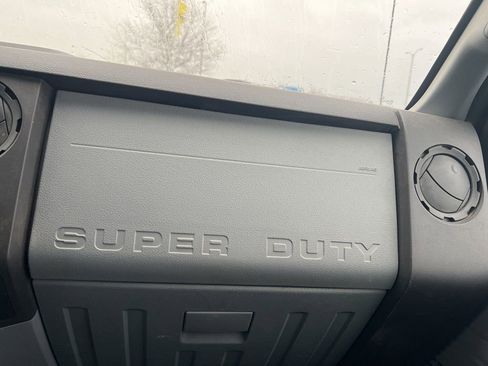 Used 2016 Ford F250 XL w/ Power Equipment Group image 24