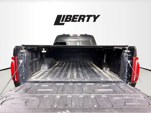 Used 2025 Ford F150 Lariat w/ Equipment Group 502A High image 28