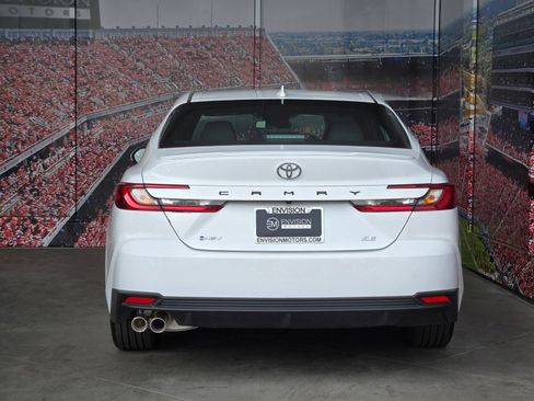 Used 2026 Toyota Camry SE w/ Convenience Package FWD image 7