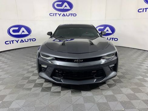 Used 2017 Chevrolet Camaro SS RWD image 9