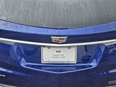 New 2026 Cadillac XT5 Luxury image 13