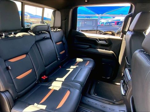 Used 2023 GMC Sierra 1500 AT4 w/ AT4 Premium Package AWD/4WD image 20