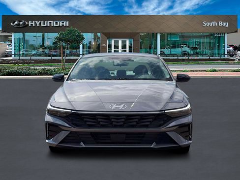 New 2026 Hyundai Elantra SEL Sport image 12