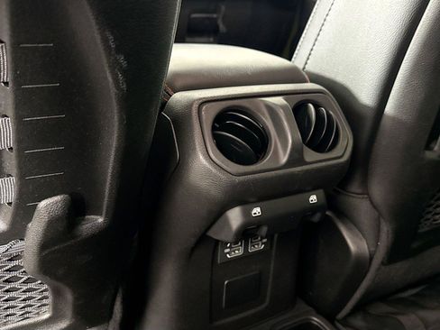 Used 2022 Jeep Gladiator Mojave w/ LED Lighting Group AWD/4WD image 35