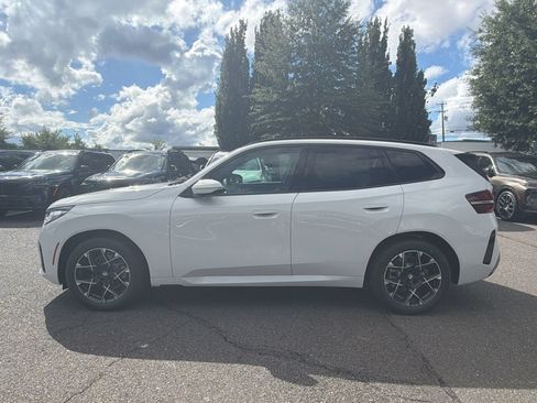 New 2026 BMW X3 xDrive30i w/ Premium Package AWD/4WD image 2