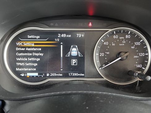 Used 2025 Nissan Versa SV image 25