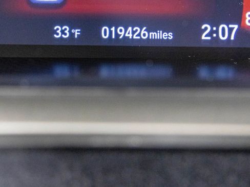 Used 2021 Honda Civic Sport image 32