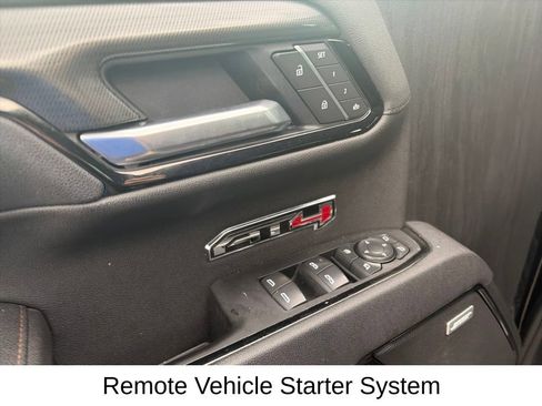 Used 2025 GMC Sierra 1500 AT4 w/ AT4 Premium Package AWD/4WD image 19