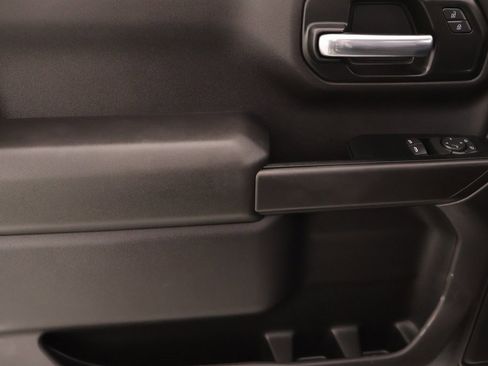 Used 2024 GMC Sierra 1500 Pro w/ Convenience Package image 12