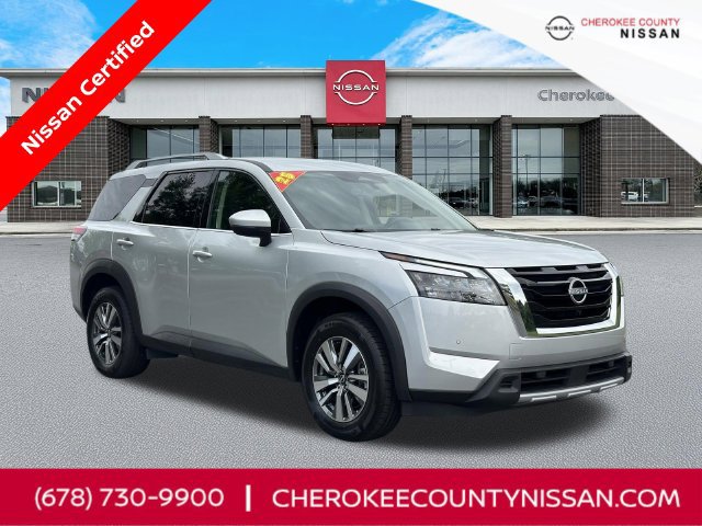 Certified 2025 Nissan Pathfinder SL FWD image 1