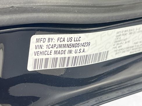 Used 2022 Jeep Cherokee Latitude Lux w/ Sun & Sound Group image 31