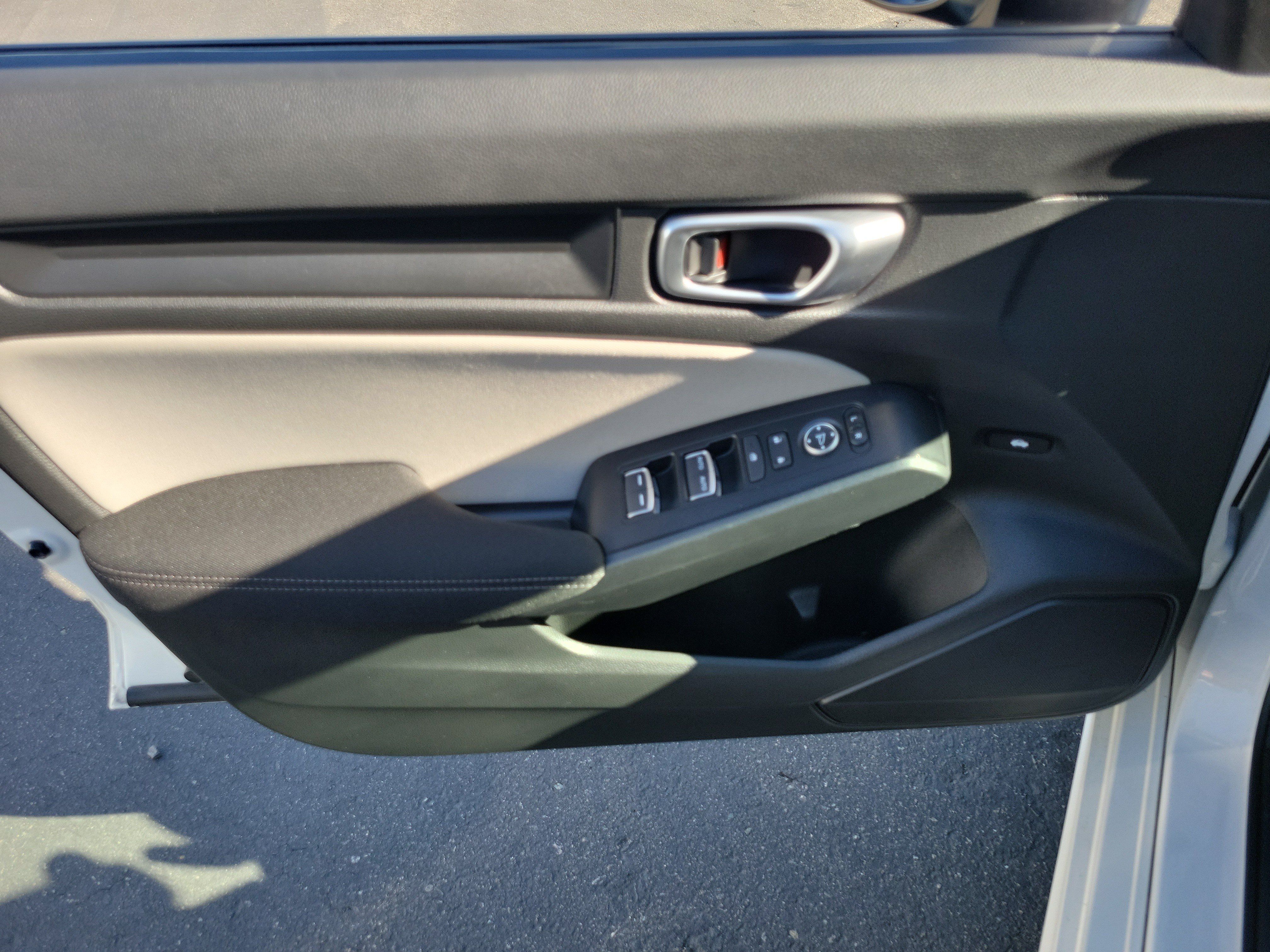 Used 2024 Honda Civic LX image 10
