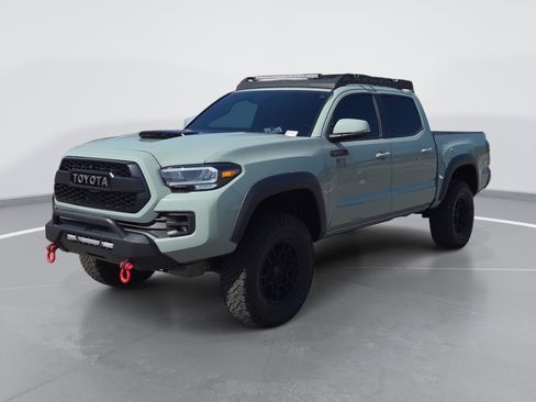 Used 2021 Toyota Tacoma TRD Pro AWD/4WD image 7
