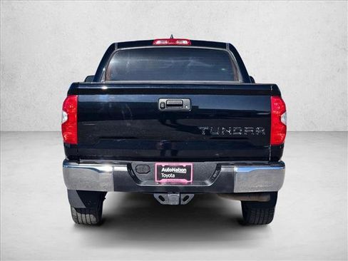 Used 2020 Toyota Tundra SR5 w/ SR5 Leather Package image 7
