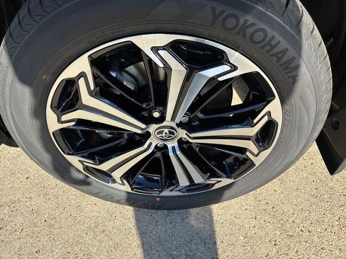 New 2025 Toyota RAV4 XSE image 38