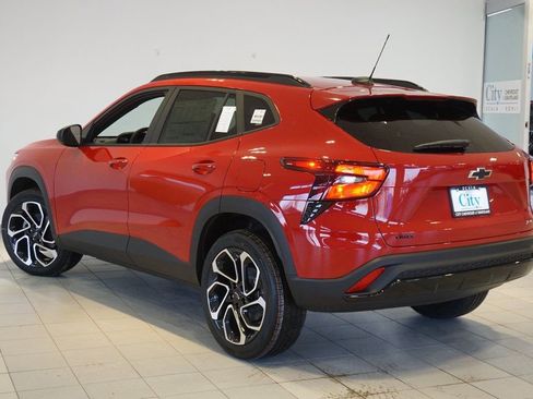 New 2026 Chevrolet Trax RS image 8