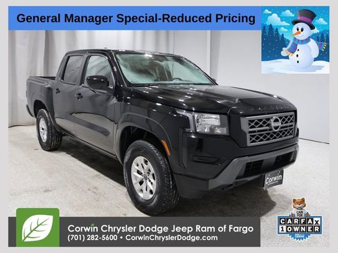 Used 2024 Nissan Frontier SV image 1