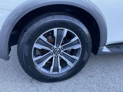 Used 2019 Nissan Armada SL w/ Premium Package image 7