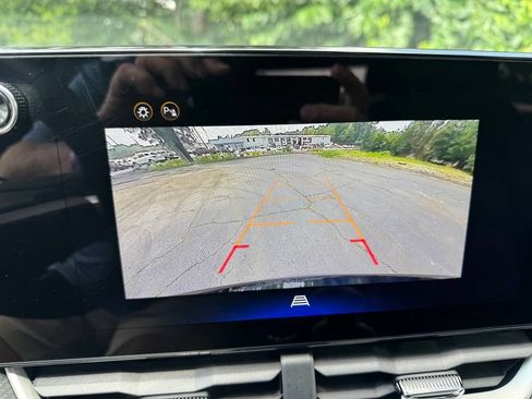 Certified 2026 Chevrolet Equinox LT w/ Convenience Package II FWD image 27