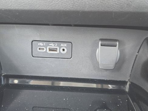 Used 2025 Nissan Altima 2.5 SR FWD image 12