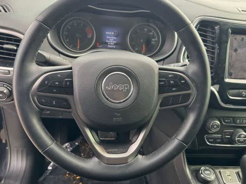 Used 2019 Jeep Cherokee High Altitude AWD/4WD image 24