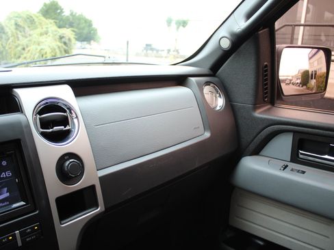 Used 2014 Ford F150 XLT AWD/4WD image 35