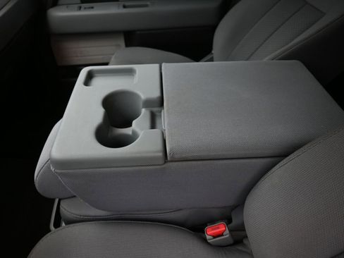 Used 2013 Ford F150 XLT w/ Luxury Equipment Group image 18