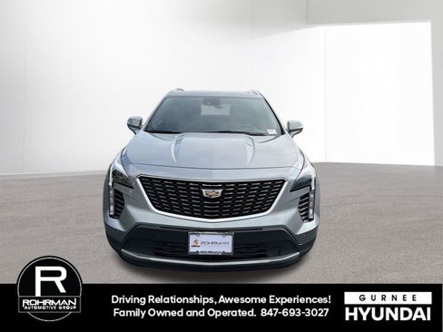 Used 2023 Cadillac XT4 Premium Luxury w/ Cold Weather Package AWD/4WD image 3