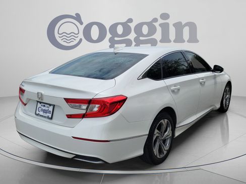 Used 2018 Honda Accord EX image 3