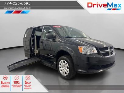 Used 2018 Dodge Grand Caravan SE
