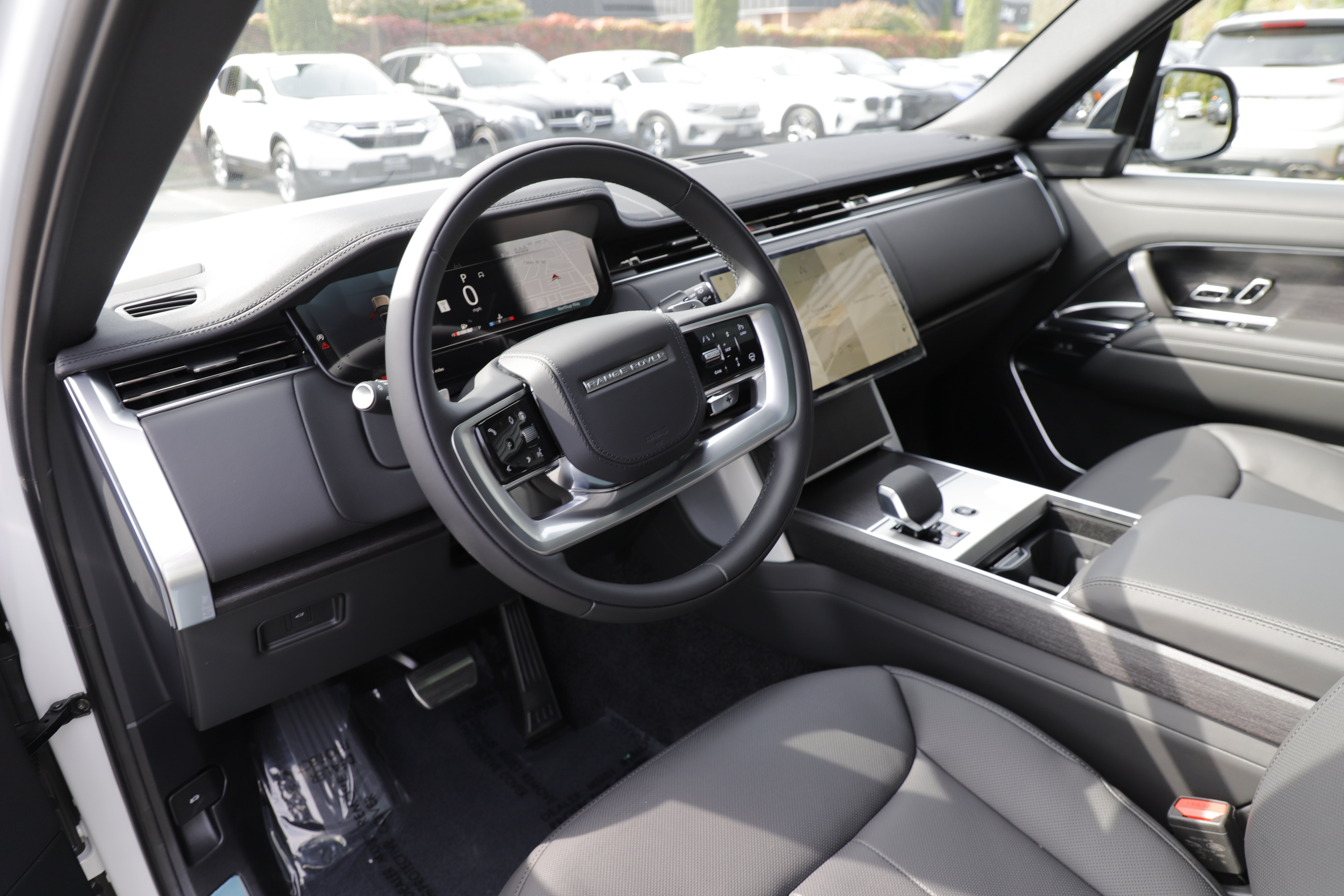 New 2026 Land Rover Range Rover SE AWD/4WD image 16