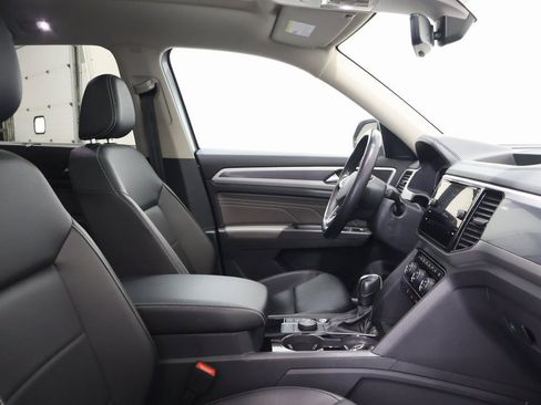 Used 2022 Volkswagen Atlas SEL R-Line image 21