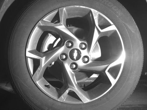 Used 2025 Chevrolet Trax LT FWD image 12