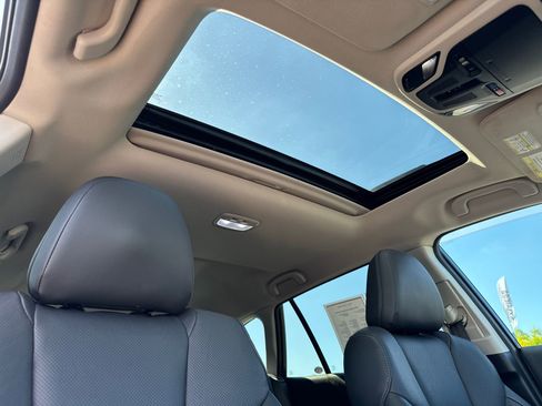 Used 2023 Subaru Outback Limited image 10