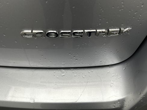 Used 2023 Subaru Crosstrek 2.0i Premium AWD/4WD image 12