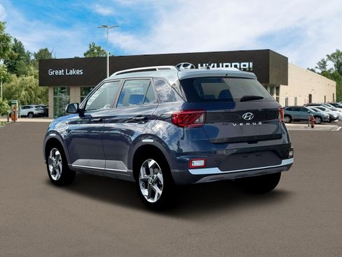 New 2026 Hyundai Venue SEL image 5