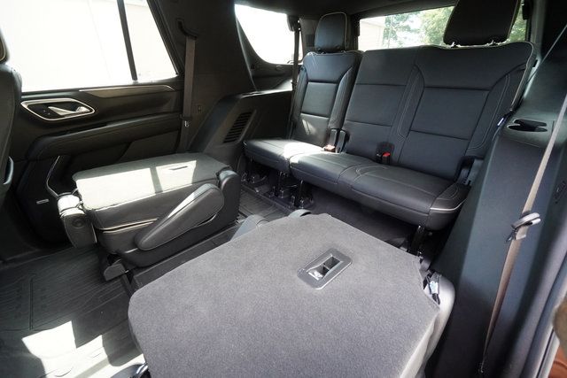 Used 2023 GMC Yukon SLT w/ SLT Premium Package AWD/4WD image 22