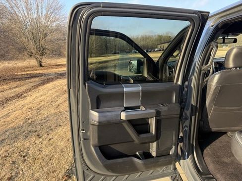 Used 2016 Ford F150 XLT w/ Equipment Group 302A Luxury image 12