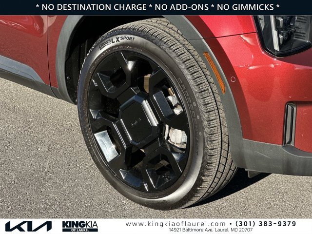 Used 2025 Kia Sorento SX AWD/4WD image 30