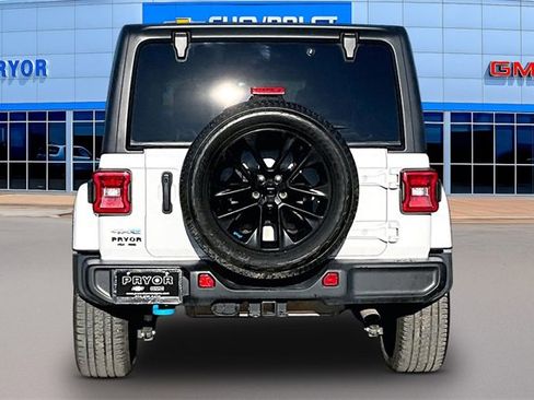 Used 2023 Jeep Wrangler Unlimited Sahara w/ Cold Weather Group image 6