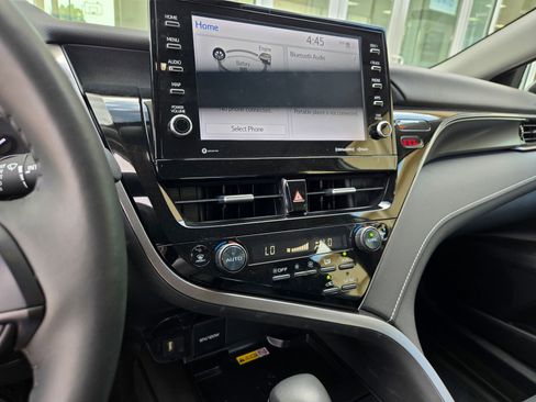 Used 2023 Toyota Camry XSE w/ Cold Weather Package FWD image 14