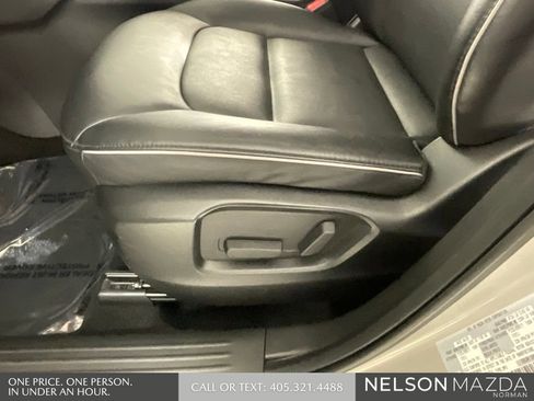 Used 2025 MAZDA CX-5 AWD 2.5 S w/ Select Package image 25