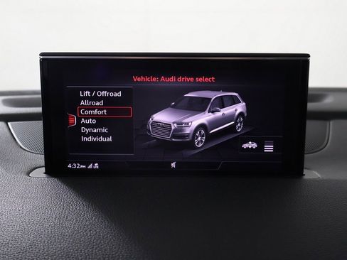 Used 2018 Audi Q7 3.0T Prestige image 56