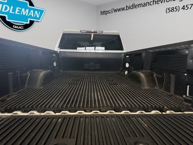 Used 2024 Chevrolet Silverado 2500 LT AWD/4WD image 18