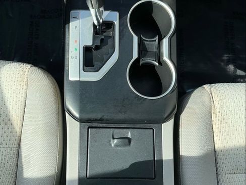 Used 2012 Toyota Camry LE image 14