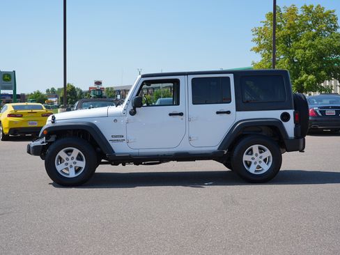 Used 2016 Jeep Wrangler Unlimited Sport w/ Quick Order Package 24S AWD/4WD image 6